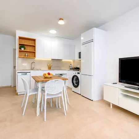 Holiday home Essence Del Carmen - 1 Min - By Lanzarote
